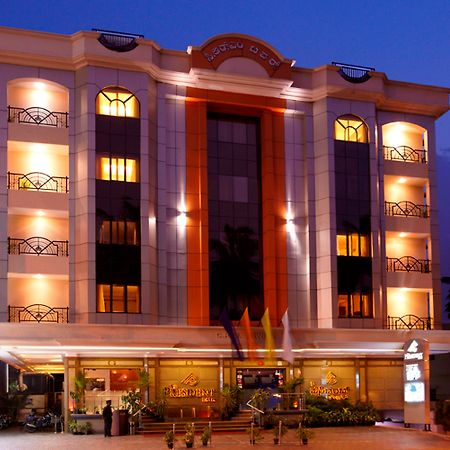 The President Hotel Bangalore Ngoại thất bức ảnh