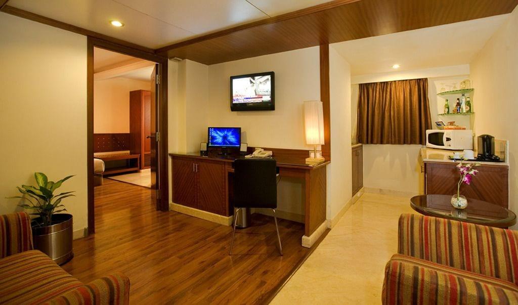The President Hotel Bangalore Ngoại thất bức ảnh