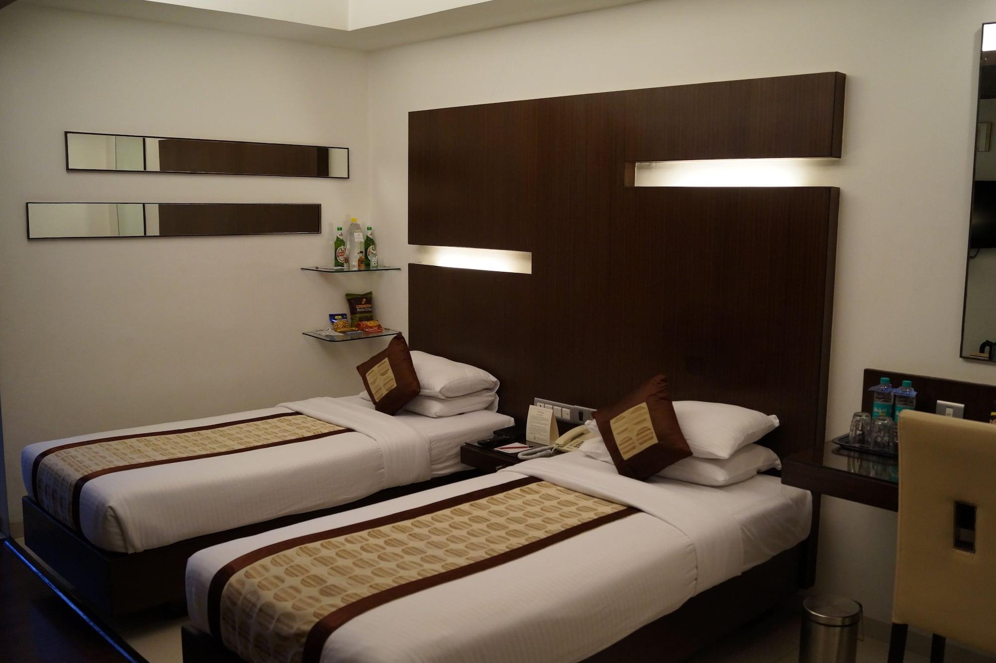 The President Hotel Bangalore Ngoại thất bức ảnh