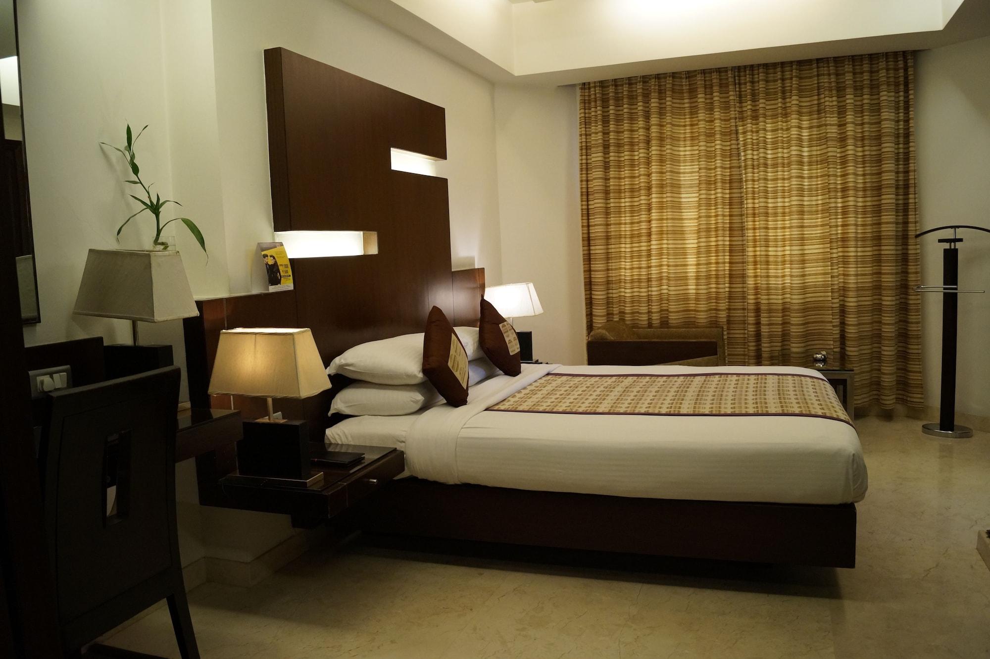 The President Hotel Bangalore Ngoại thất bức ảnh