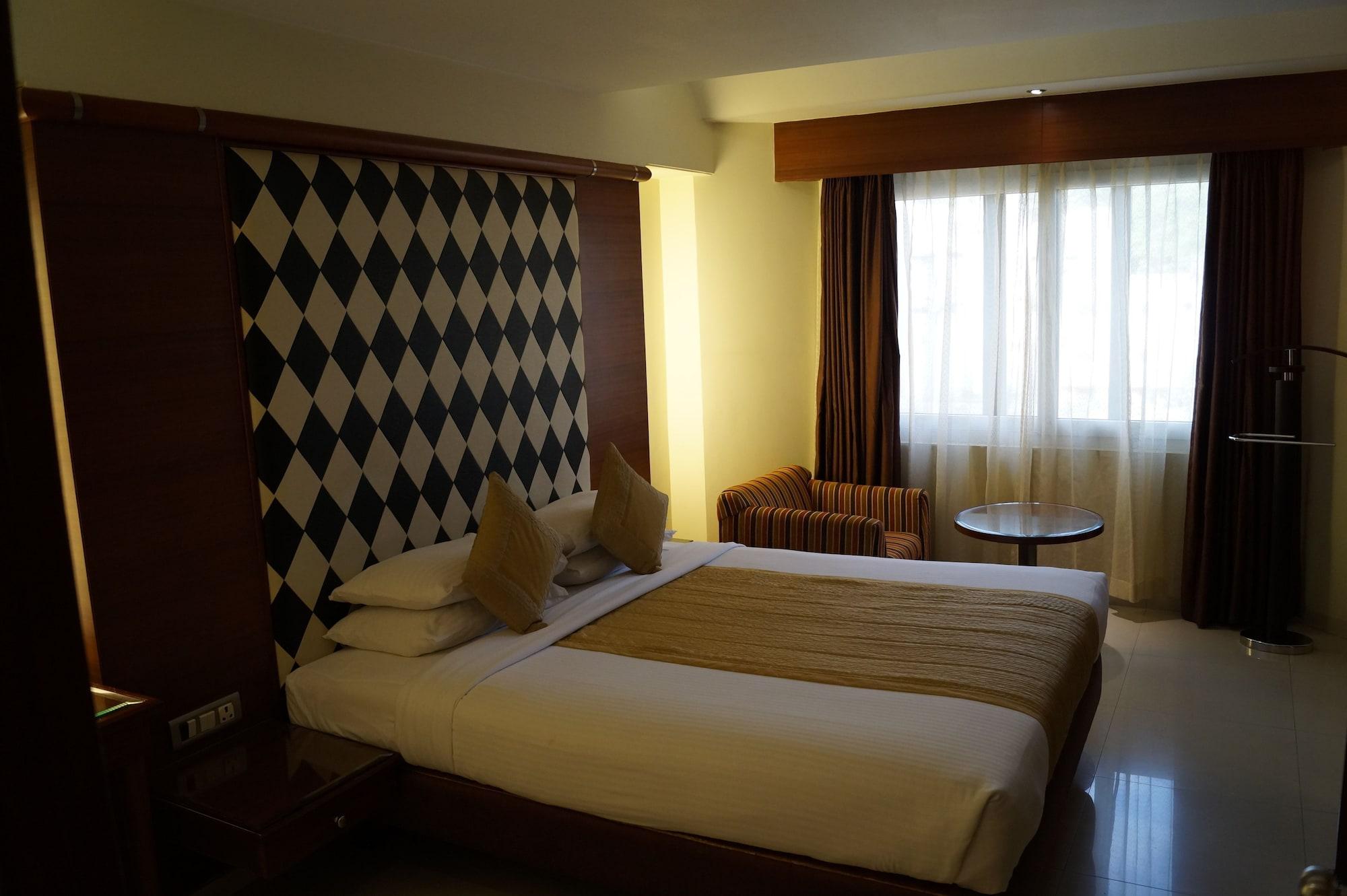 The President Hotel Bangalore Ngoại thất bức ảnh