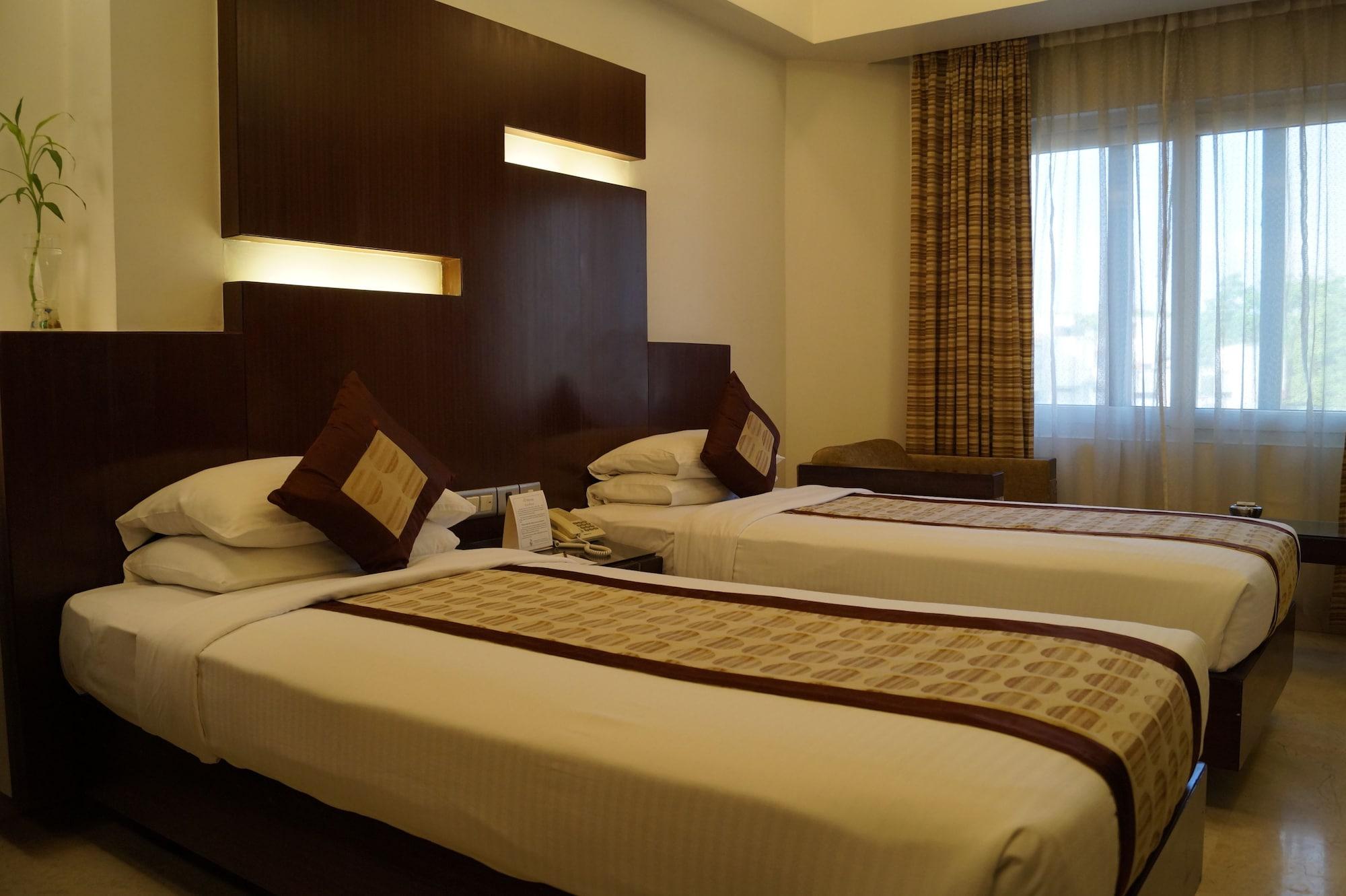 The President Hotel Bangalore Ngoại thất bức ảnh