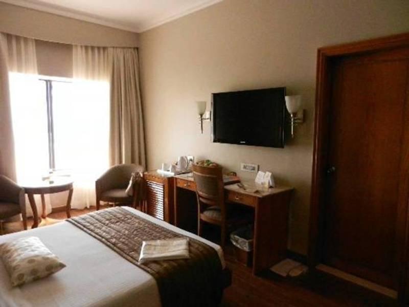 The President Hotel Bangalore Ngoại thất bức ảnh