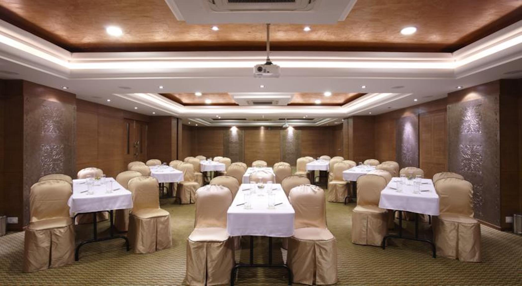 The President Hotel Bangalore Ngoại thất bức ảnh