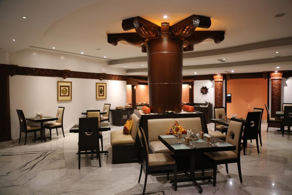 The President Hotel Bangalore Ngoại thất bức ảnh
