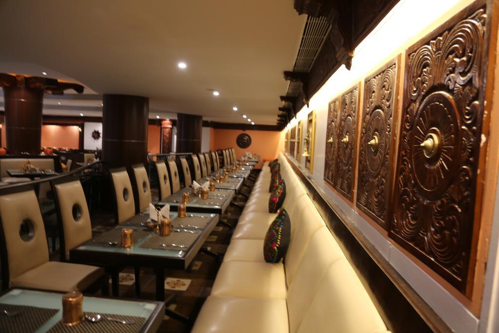The President Hotel Bangalore Ngoại thất bức ảnh