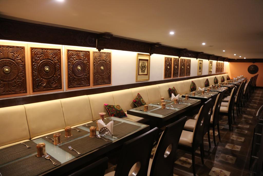 The President Hotel Bangalore Ngoại thất bức ảnh