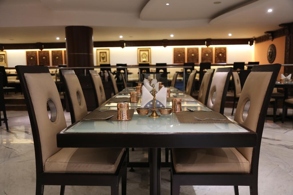 The President Hotel Bangalore Ngoại thất bức ảnh